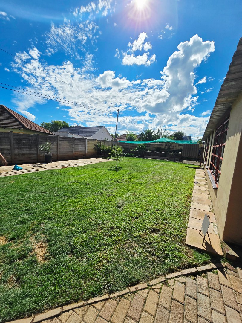 3 Bedroom Property for Sale in Stilfontein Ext 1 North West